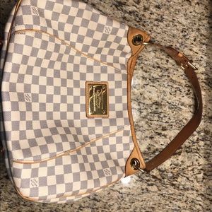 Preloved Authentic Louis Vuitton